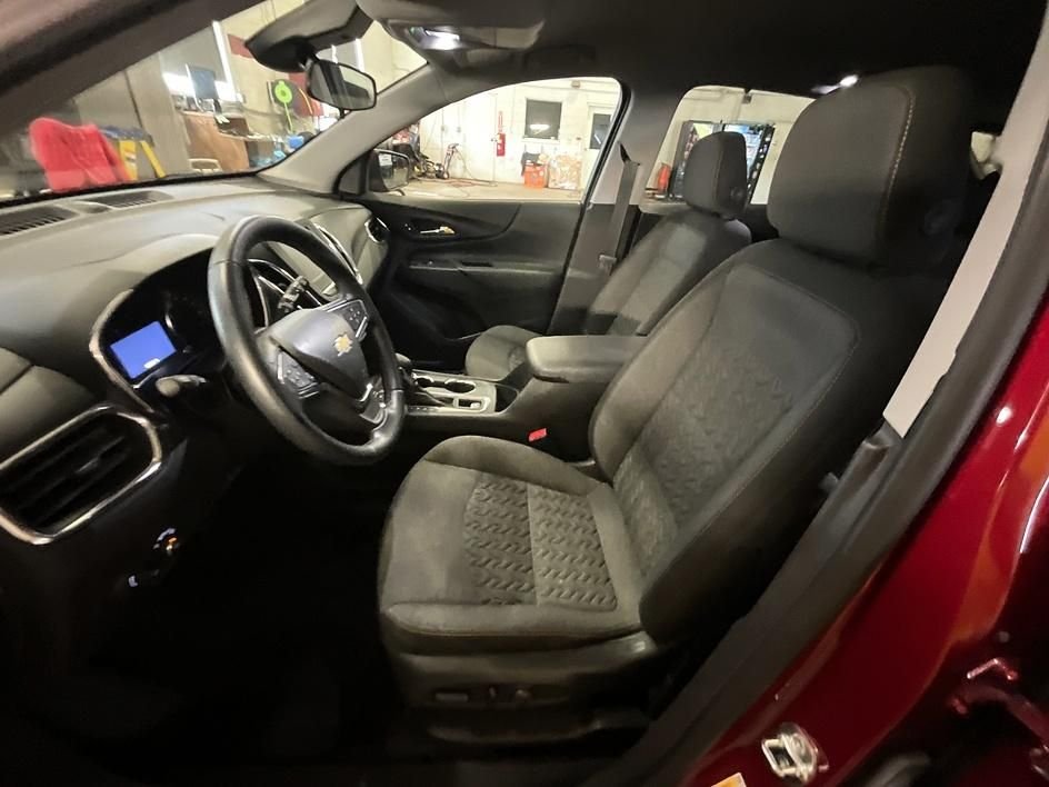 Used 2024 Red Chevrolet LT image 4