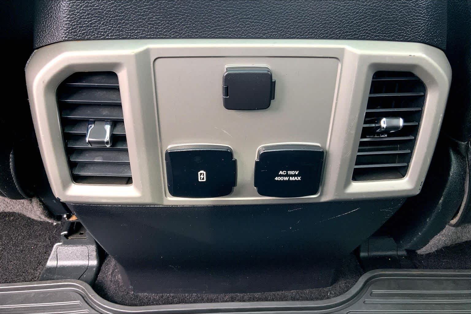 Used 2017 Oxford White Ford Lariat image 35