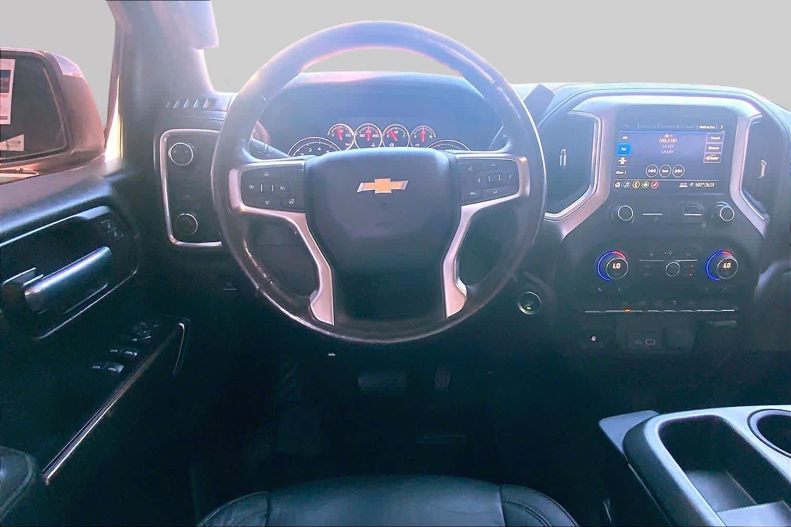 Used 2019 Summit White Chevrolet LT image 6