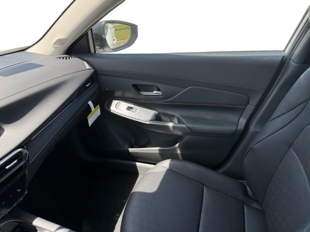 2026 Nissan Sentra SR - Photo 12
