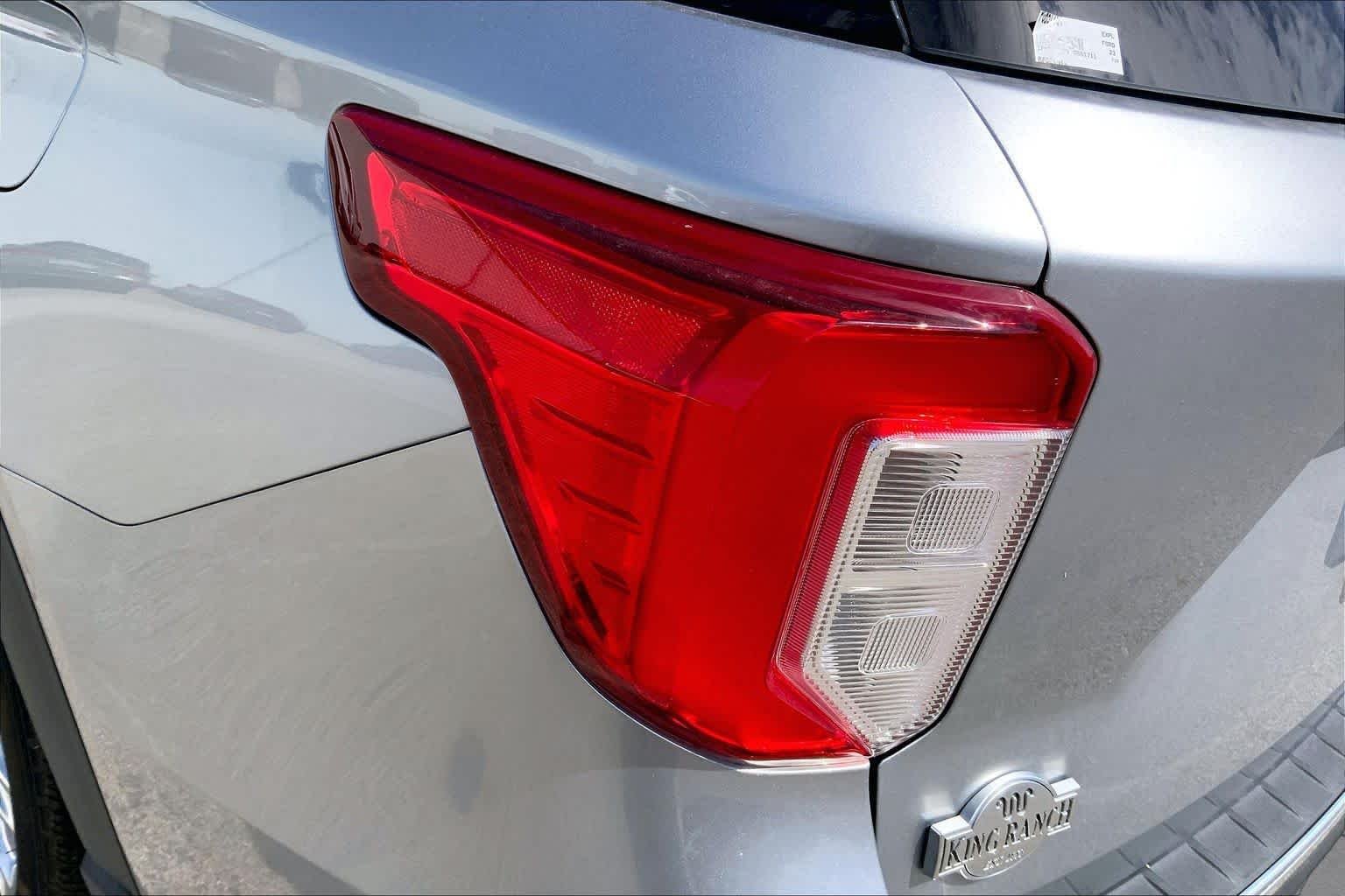 Used 2023 Iconic Silver Metallic Ford King Ranch image 57