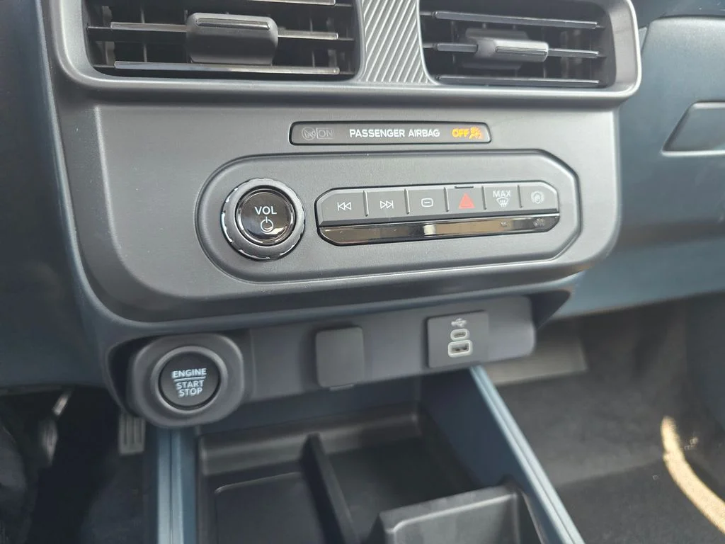 New 2026 Carbonized Gray Metallic Ford XLT image 22
