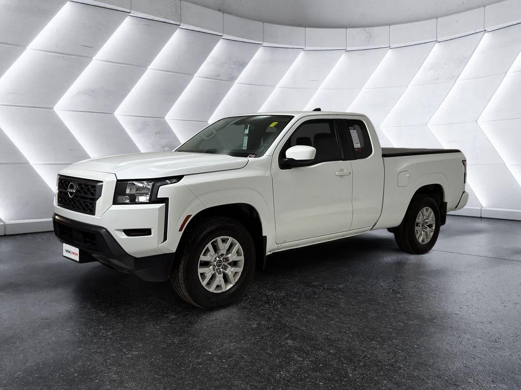 Used 2022 White Nissan SV image 3