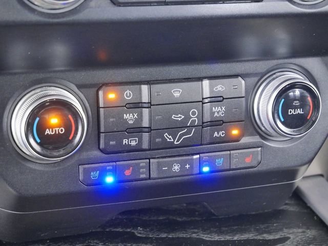 Used 2019 Black Ford Platinum image 30