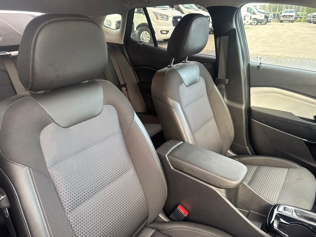 Used 2025 Gray Chevrolet LT image 31