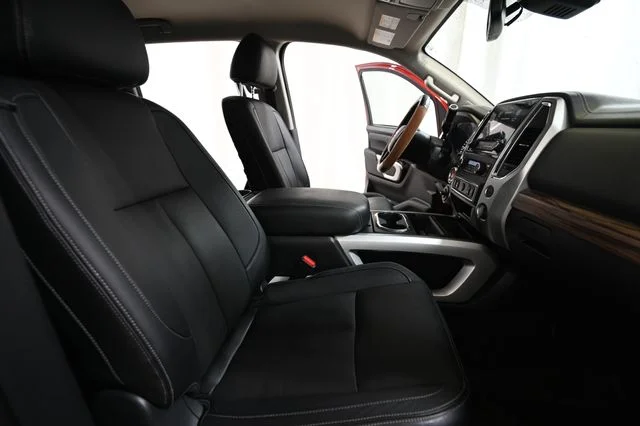 Used 2021 Red Nissan SL image 28