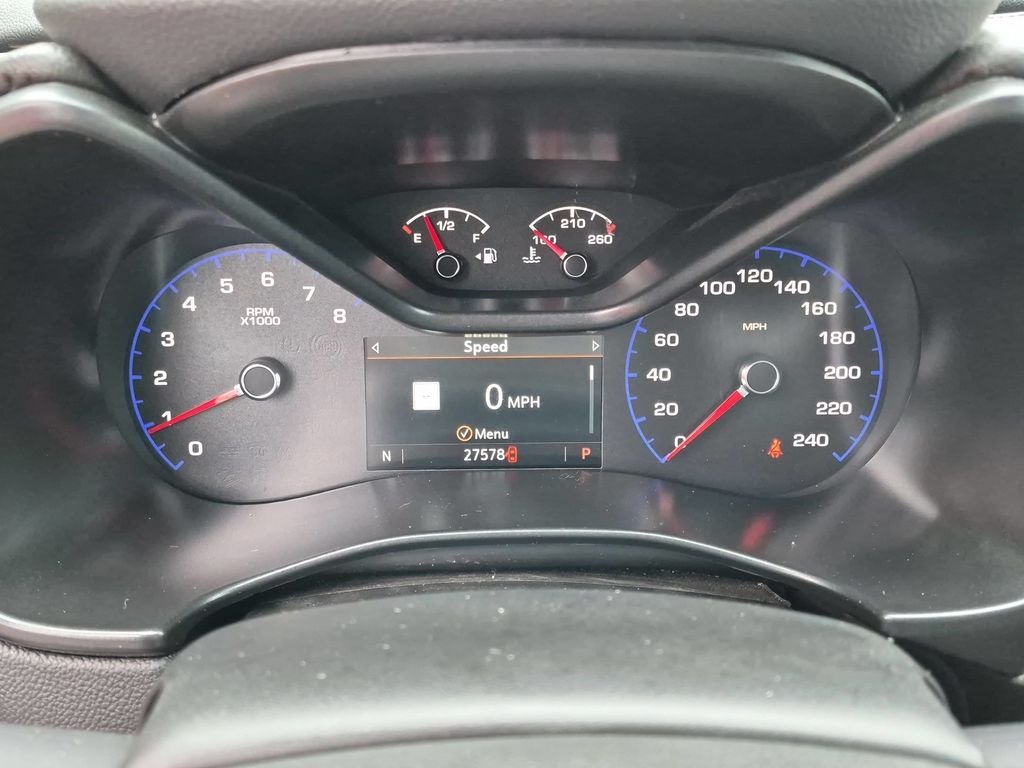 Used 2022 White GMC AT4 w/Leather image 13