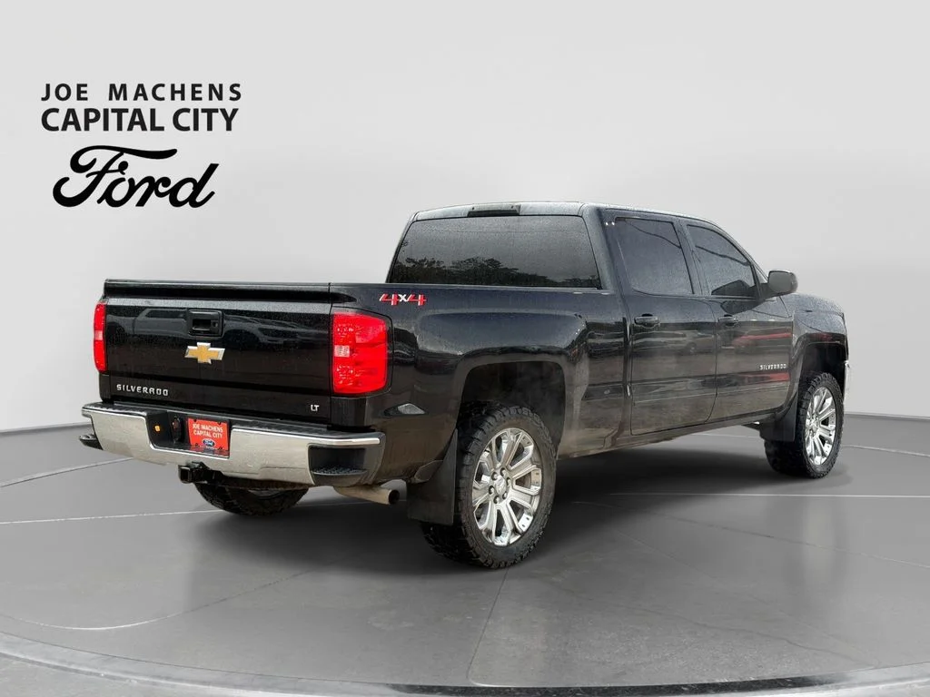 Used 2018 Black Chevrolet LT image 5