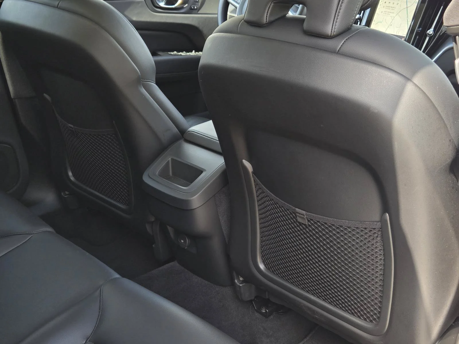 Used 2025 White Volvo Core image 39