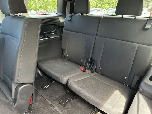 Used 2025 Gray Hyundai SE image 26