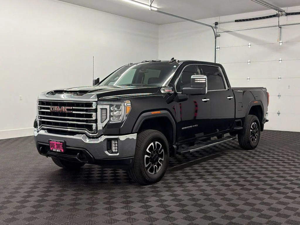 Used 2020 Onyx Black GMC SLT image 1