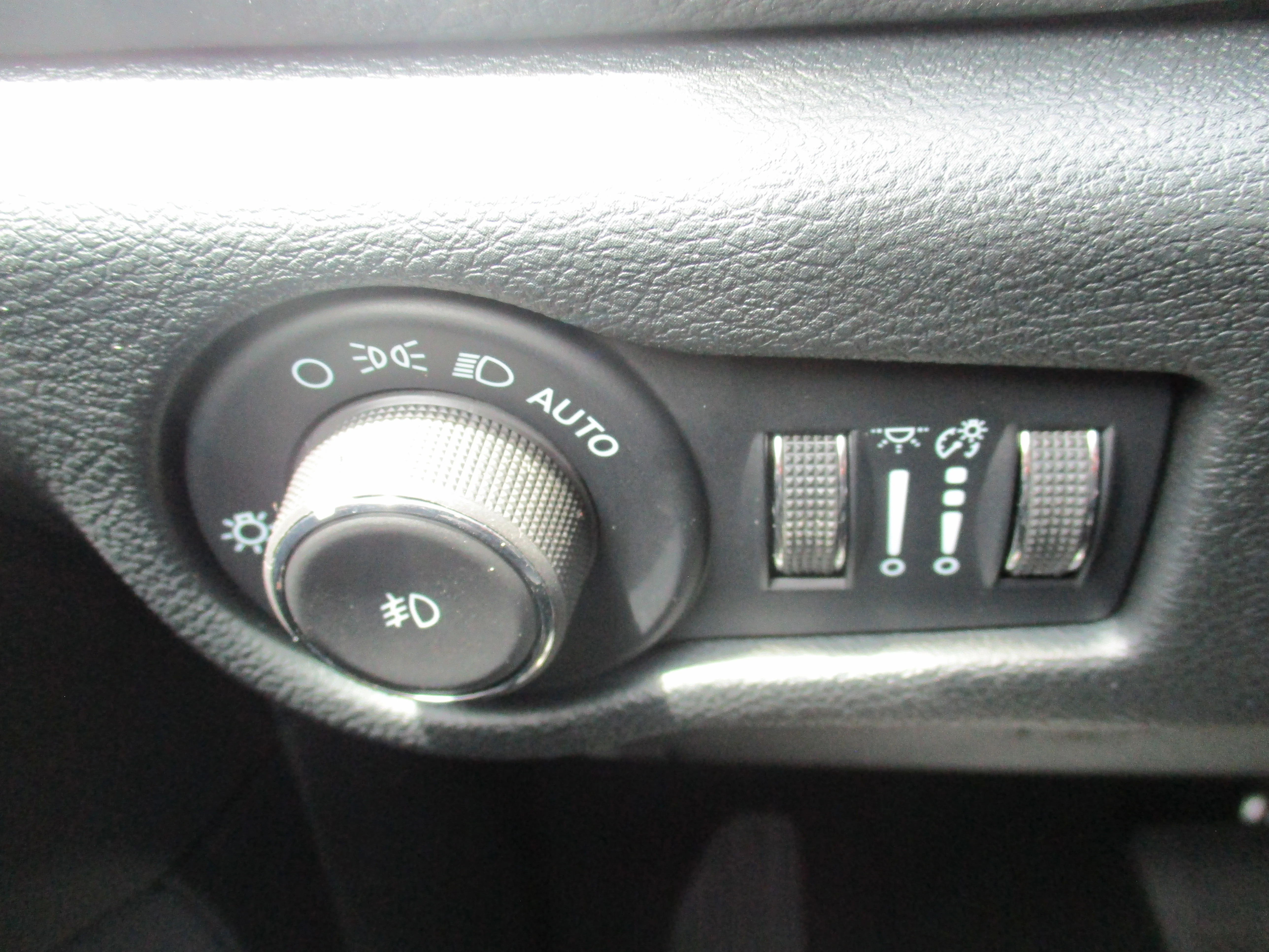 2025 Chrysler Pacifica Limited - Photo 22