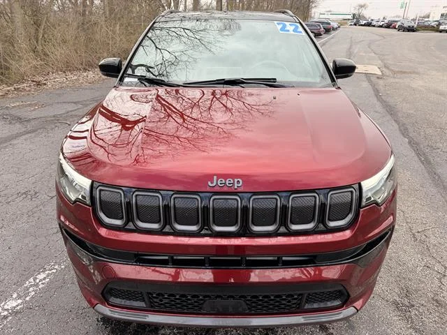 Used 2022 Velvet Red Pearl Coat Jeep High Altitude image 8