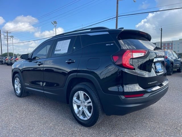 Used 2022 Black GMC SLE image 6