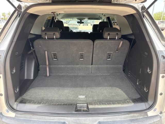 Used 2018 Silver Chevrolet LS image 13