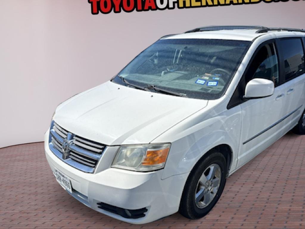 Used 2010 Stone White Clearcoat Dodge SXT image 1