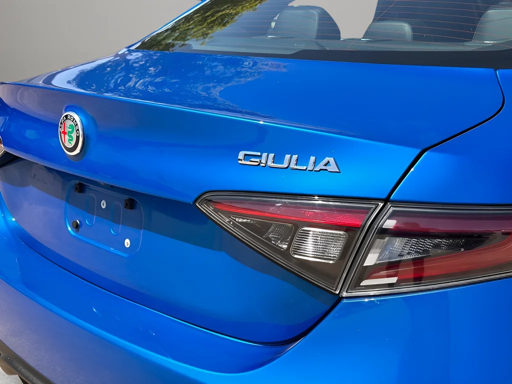 Used 2024 Blue Alfa Romeo Veloce image 28