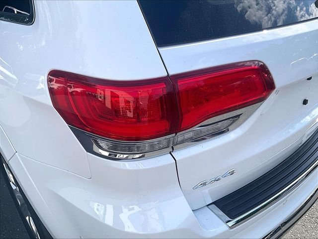 Used 2021 White Jeep Summit image 32