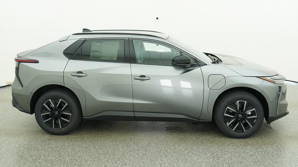 New 2027 Heavy Metal Toyota XLE image 14