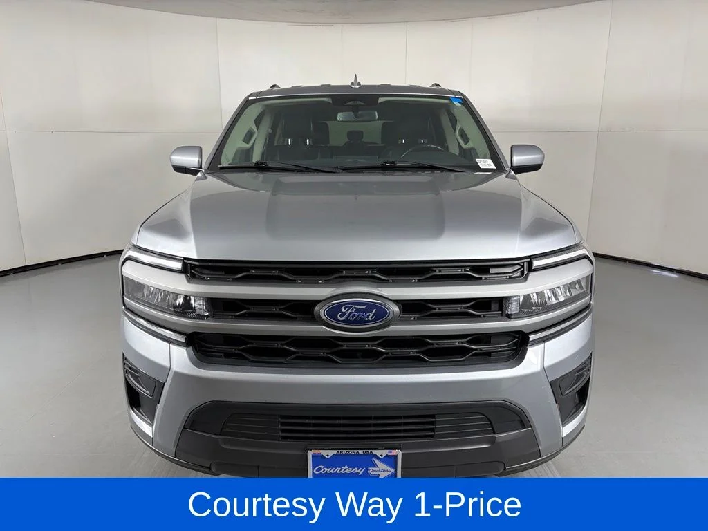 Used 2024 Silver Ford XLT image 4
