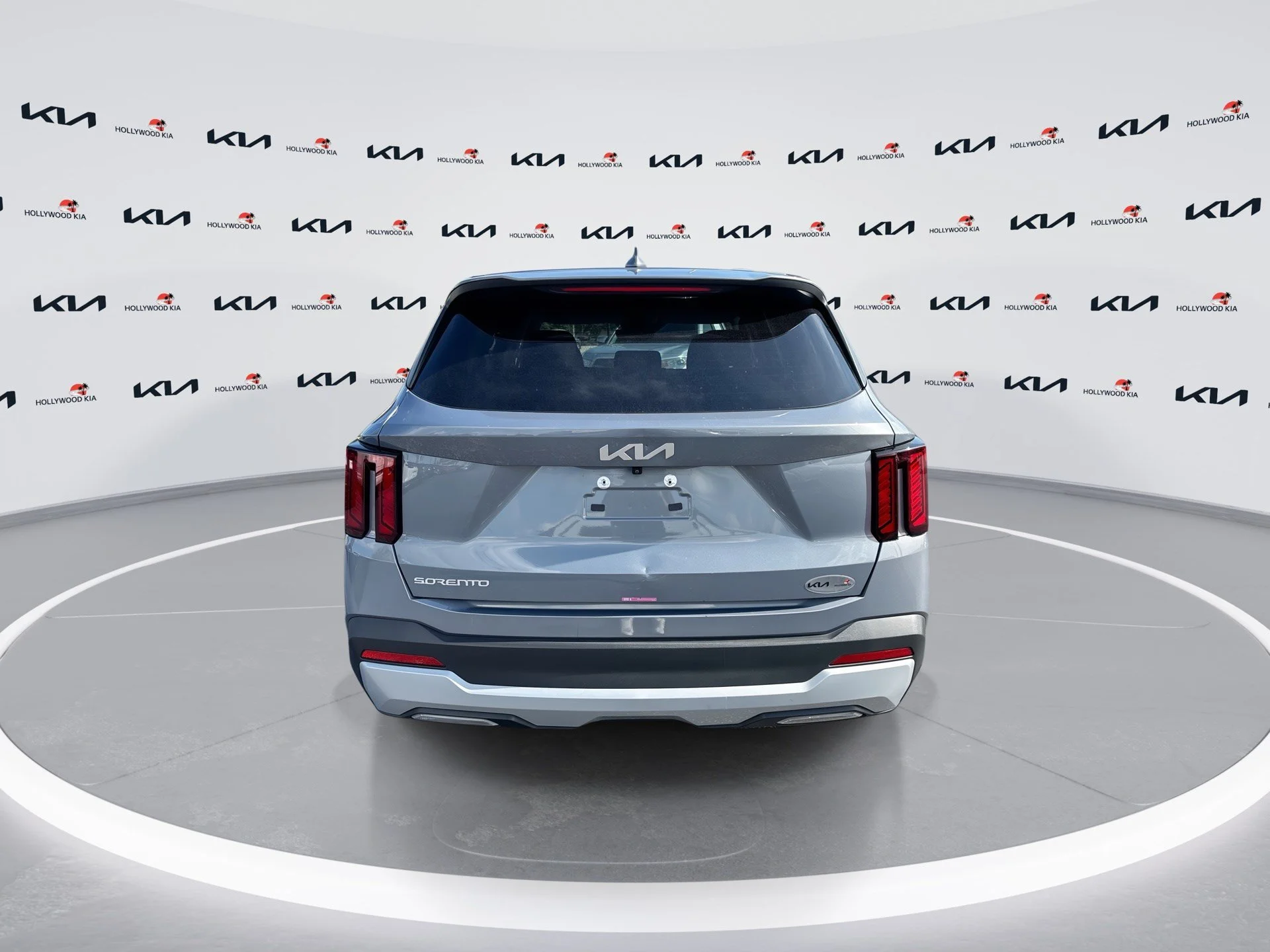 Certified Used 2025 Everlasting Silver Kia LX image 7