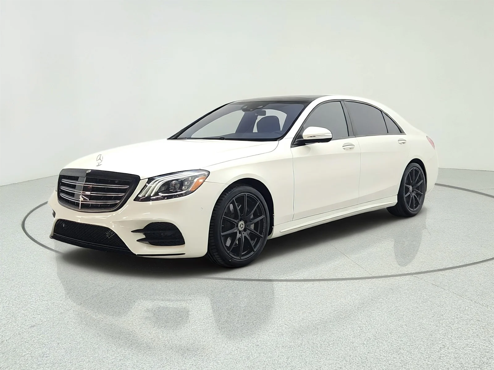 Used 2020 designo Diamond White Mercedes-Benz S 560 Sedan image 1