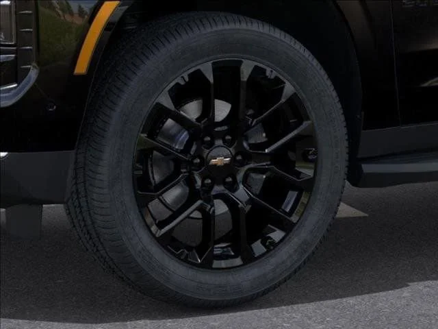 2026 Chevrolet Suburban LS - Photo 10