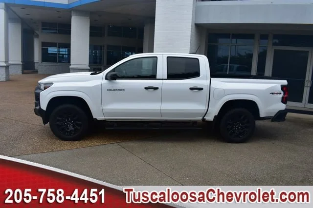 Used 2026 Summit White Chevrolet WT image 7