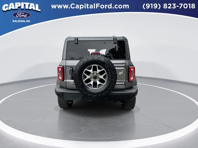 Used 2025 Gray Ford Badlands image 7