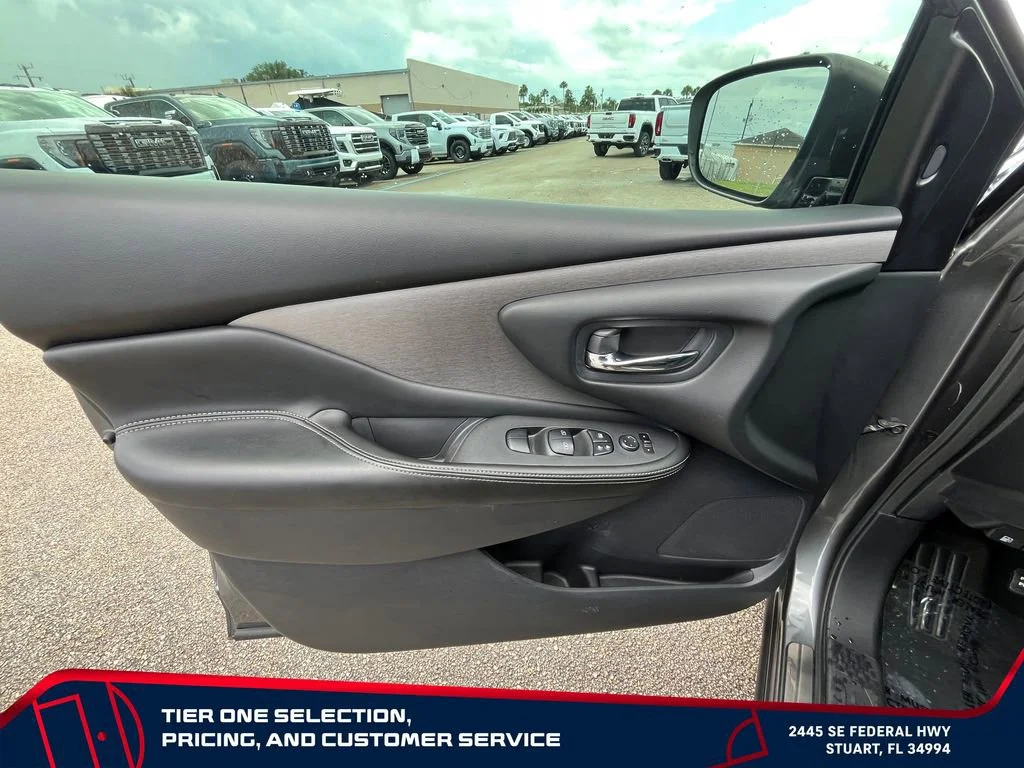Used 2022 Gray Nissan S FWD image 25