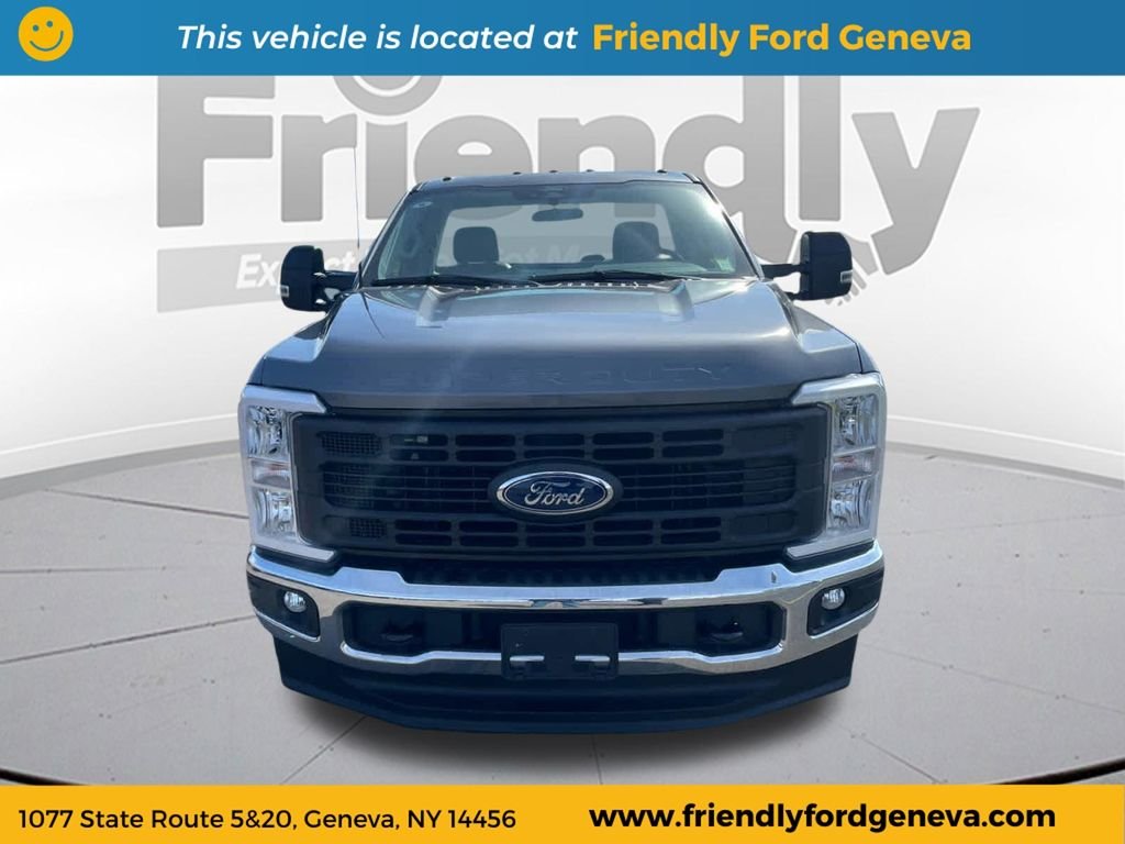 Used 2024 Gray Ford XL image 3