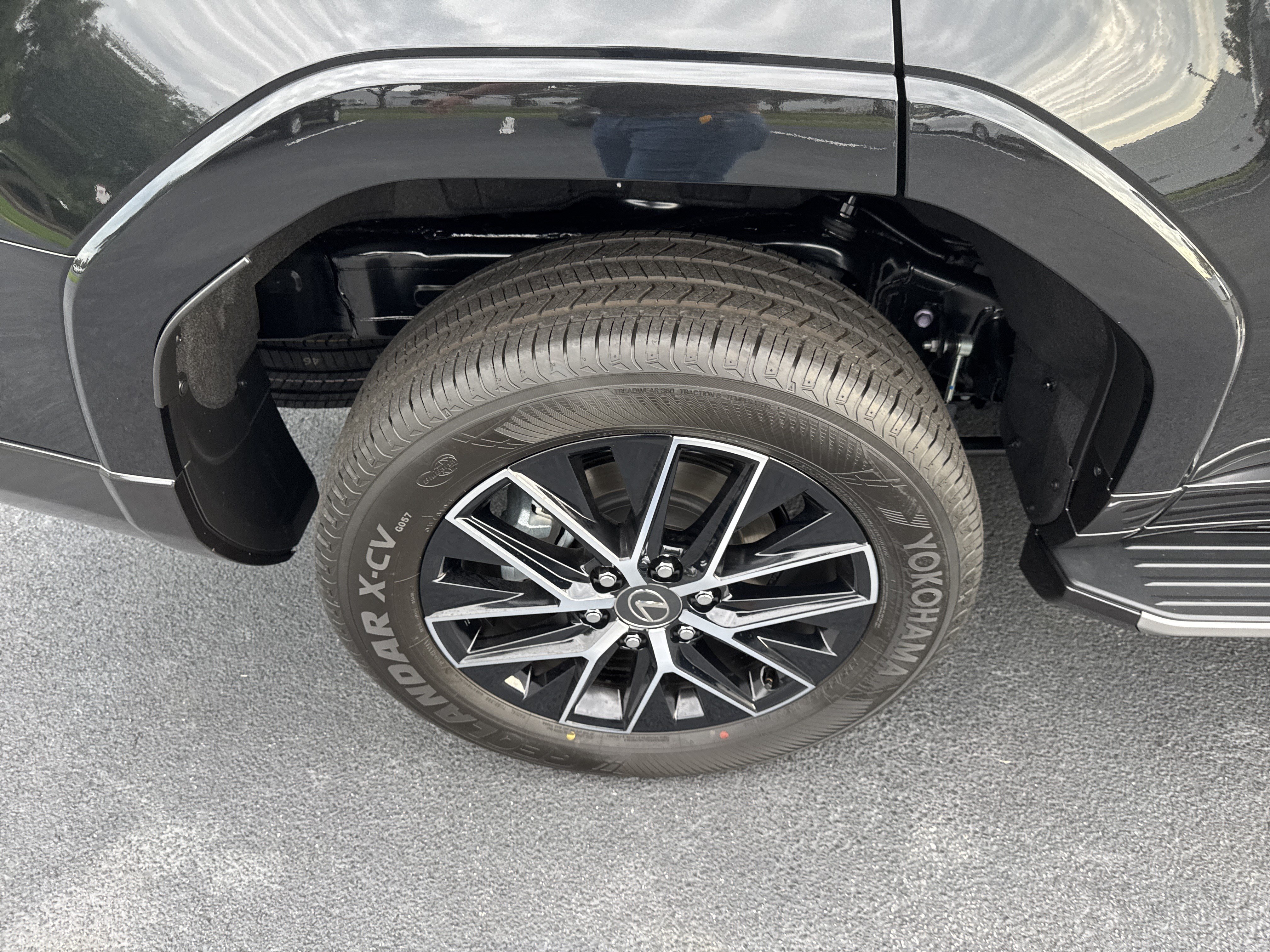 2026 Lexus GX Premium - Photo 11