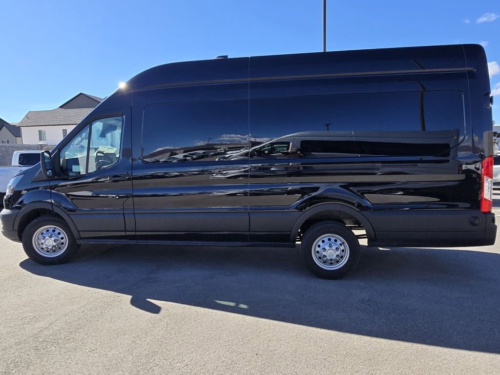 New 2026 Black Metallic Ford Base image 20