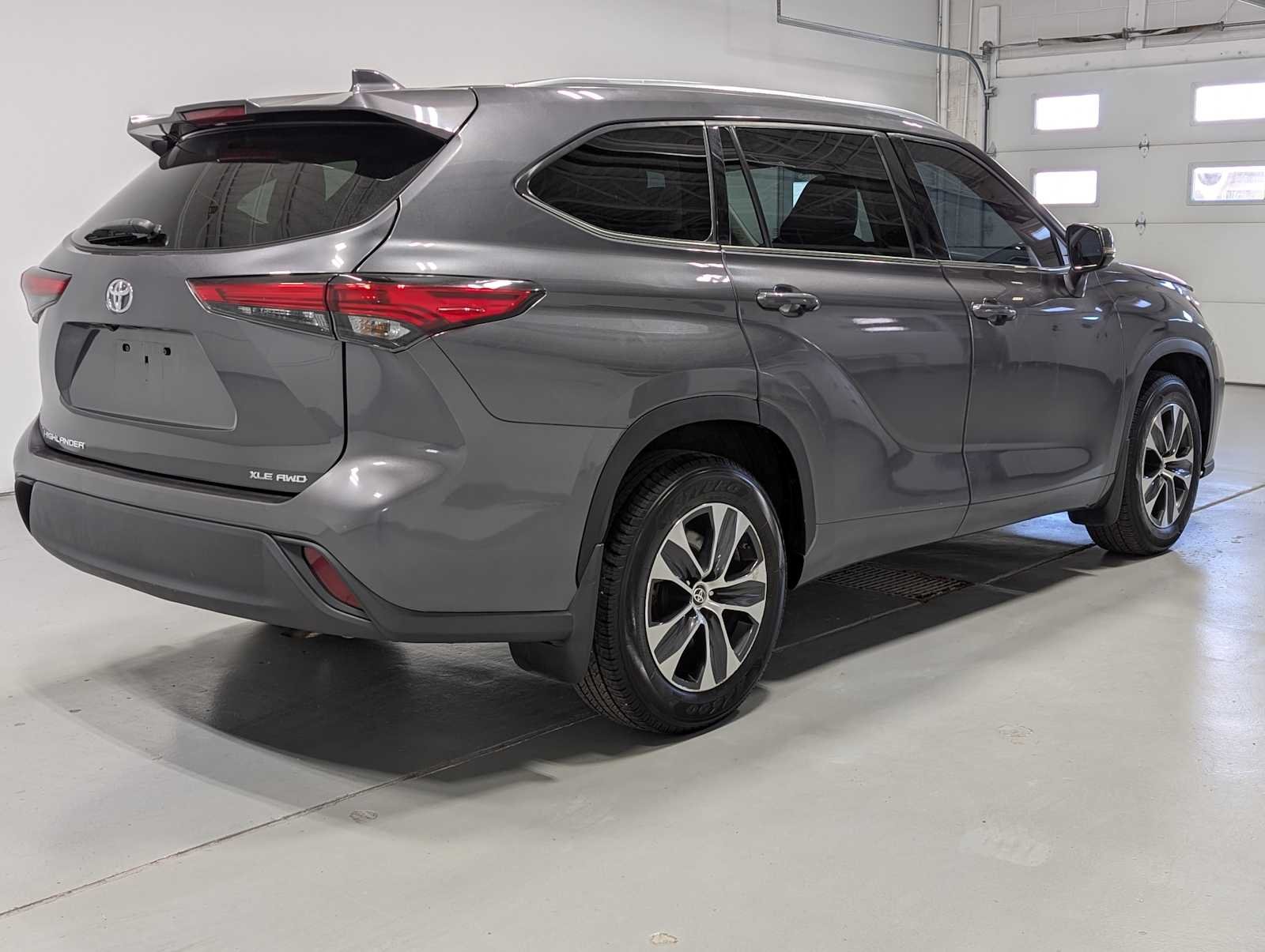 Used 2021 Magnetic Gray Metallic Toyota XLE image 8
