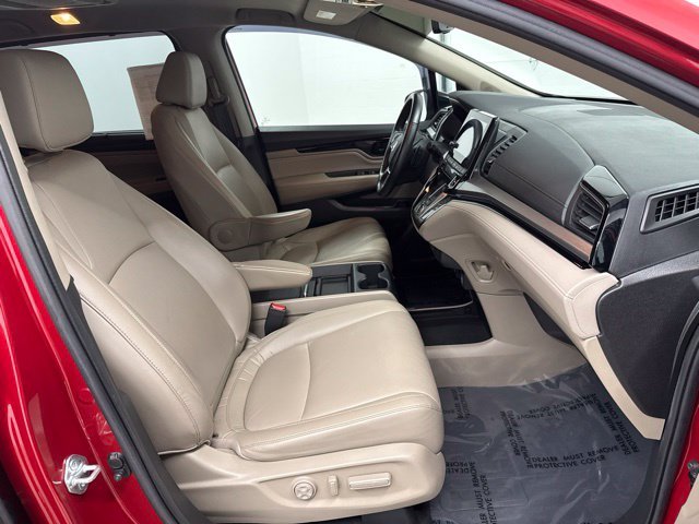 Used 2022 Radiant Red Honda Touring image 29