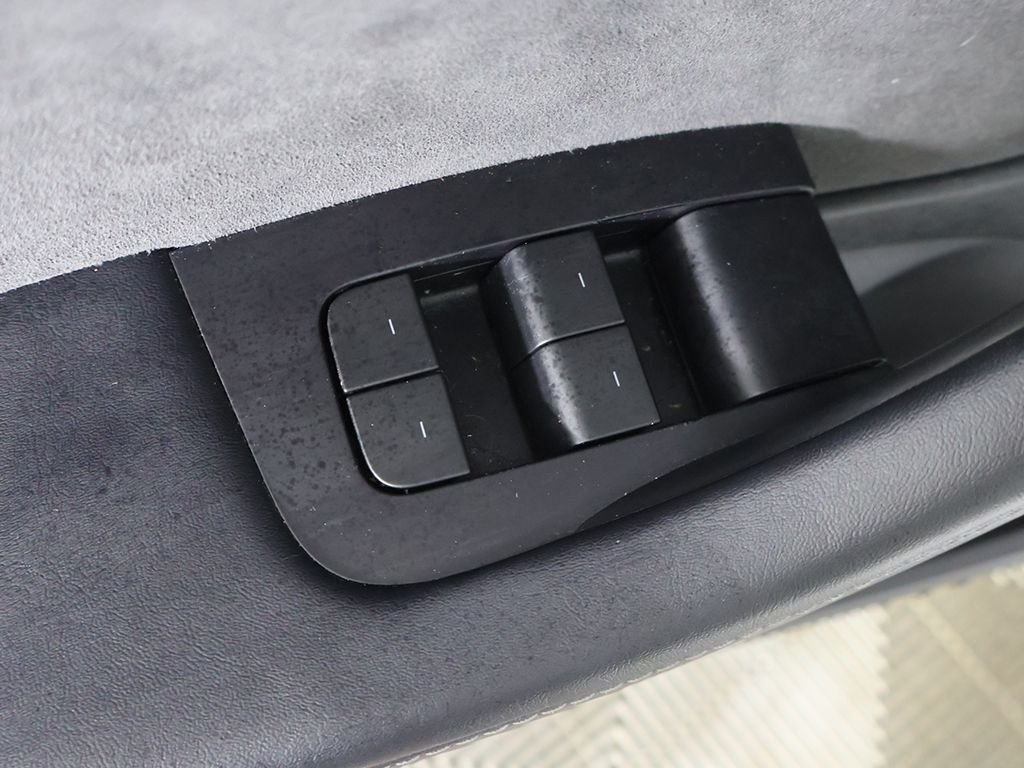 Used 2022 White Tesla Long Range image 35