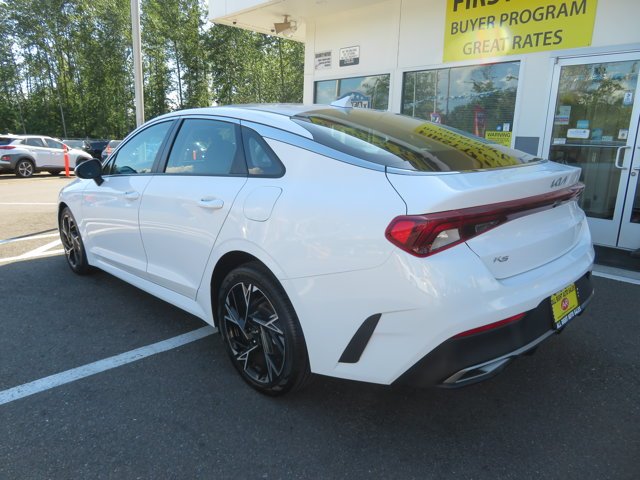 Used 2022 Glacial White Pearl Kia LX image 3