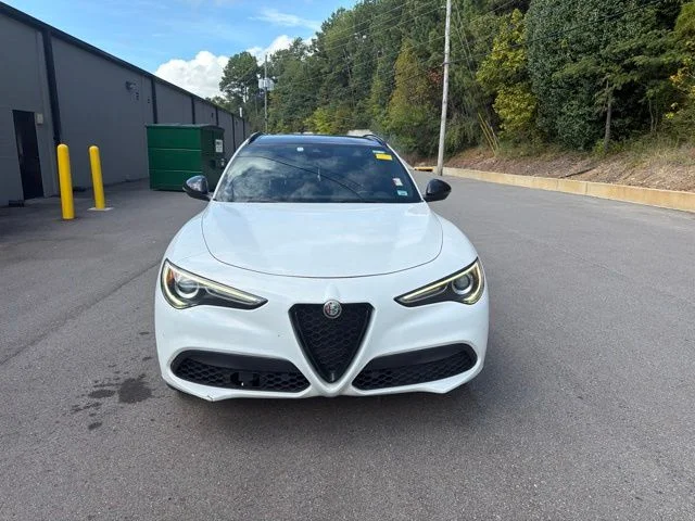 Used 2021 White Alfa Romeo Ti Sport image 2