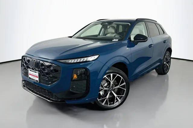 2026 Audi Q3 S line