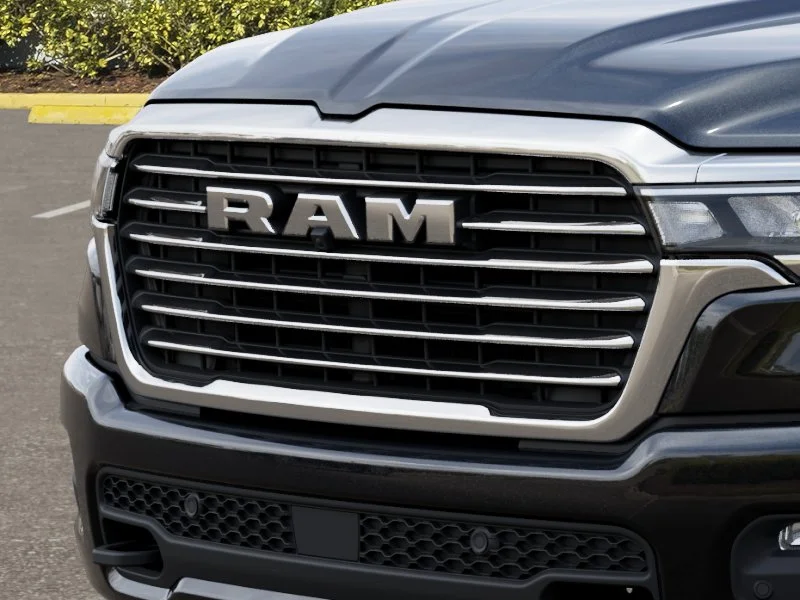New 2026 Diamond Black Crystal Pearl-Coat Exterior Paint RAM Laramie image 42