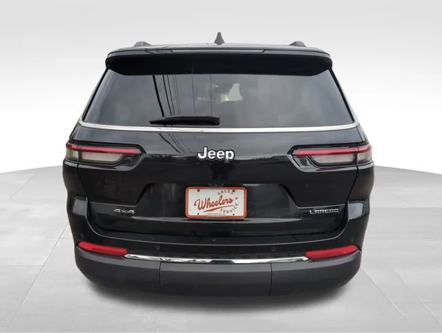 Used 2023 Black Jeep Laredo 4x4 image 4