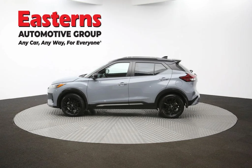 Used 2023 Gray Nissan SR image 59