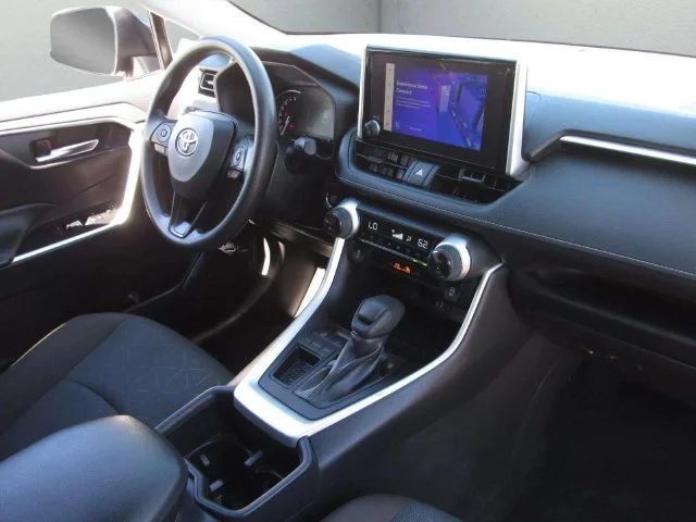 Used 2025 Midnight Black Metallic Toyota XLE image 9