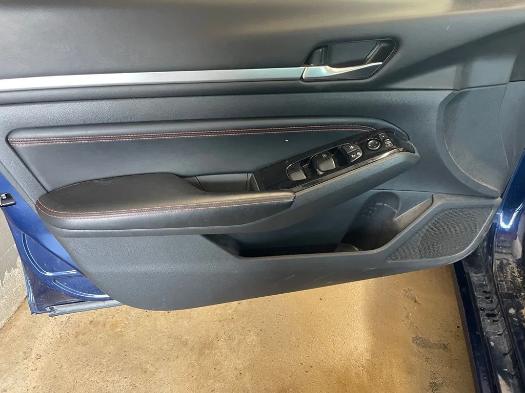 Certified Used 2023 Blue Nissan 2.5 SR image 9