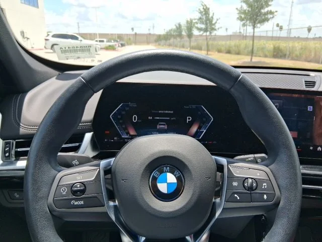 Used 2025 Silver BMW xDrive28i image 8
