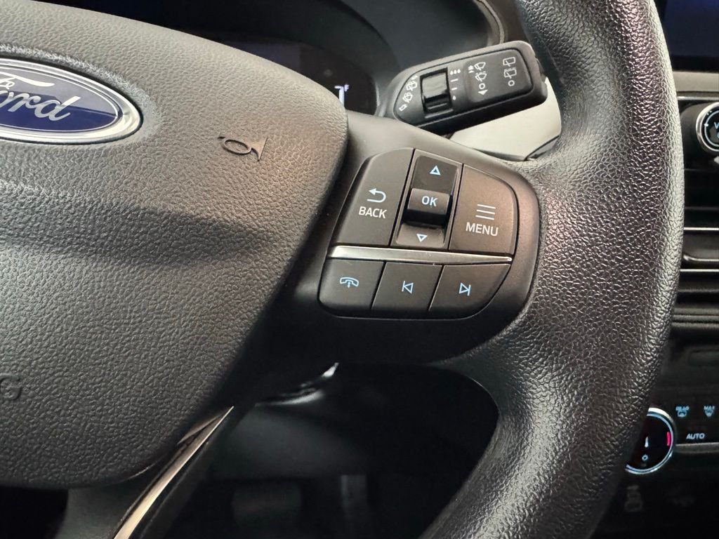 Used 2025 Space Silver Metallic Ford Active image 17