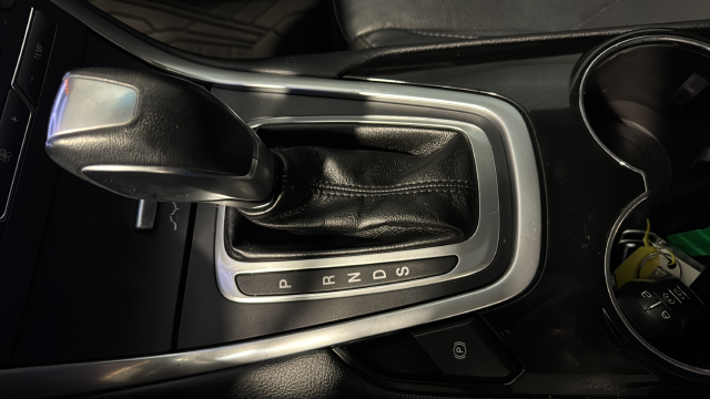 Used 2015 Magnetic Metallic Ford Titanium image 19