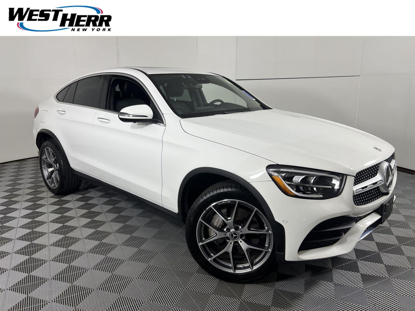 Used 2023 Polar White Mercedes-Benz GLC 300 image 1