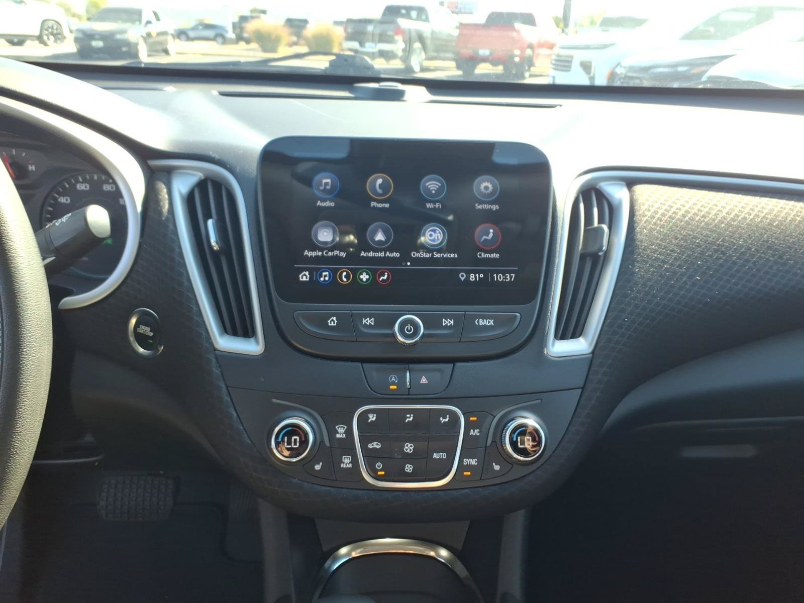 Used 2023 SUMMIT WHITE Chevrolet LT image 10