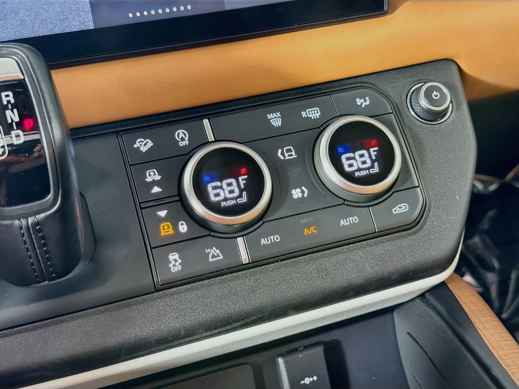 Used 2023 Gray Land Rover First Edition image 16